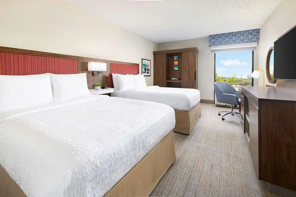 Hampton Inn Long Island/Islandia