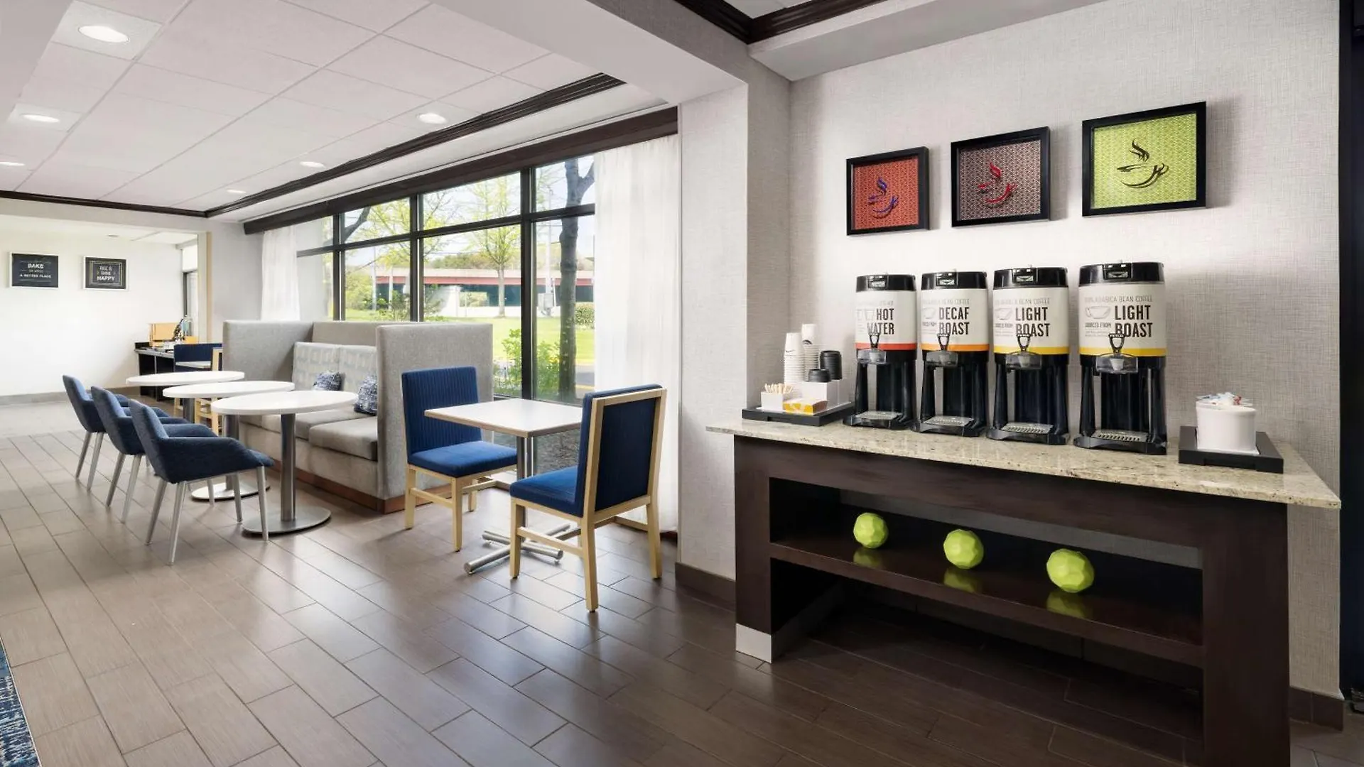 Hampton Inn Long Island/Islandia Hotel