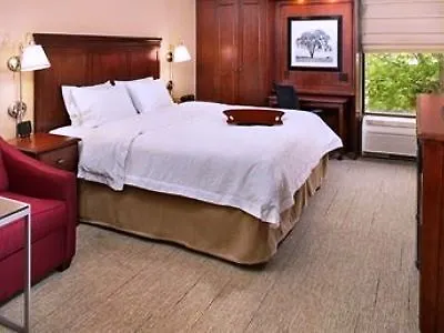 Hampton Inn Long Island/Islandia